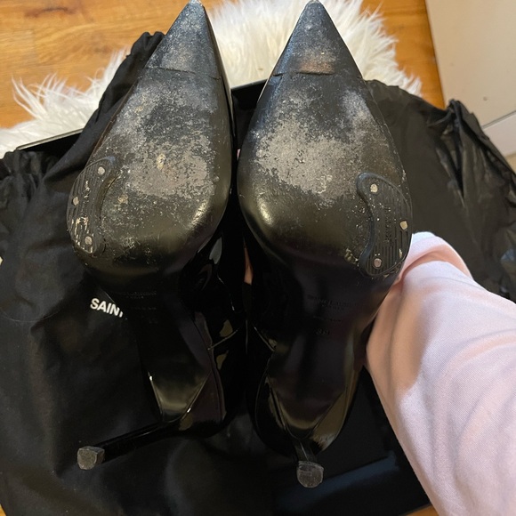 Saint Laurent Anja Pointy Toe Pump - Picture 5 of 6